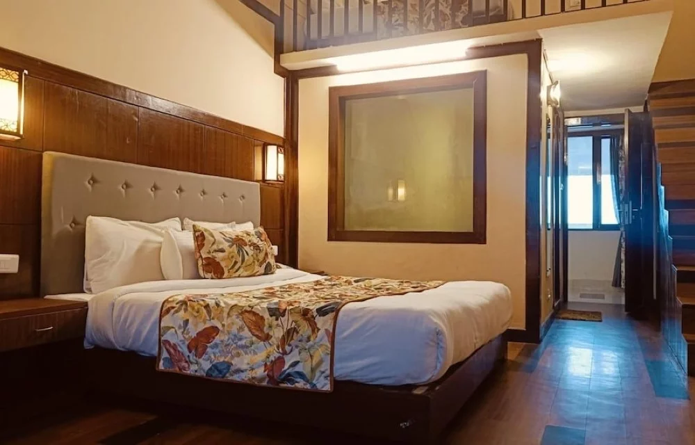 Deluxe Room at Gigi's Aurea Resort & Spa