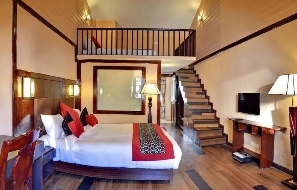 Presidential  Room at Gigi's Aurea Resort & Spa